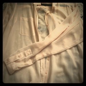 Lovely and flowy peach button up blouse